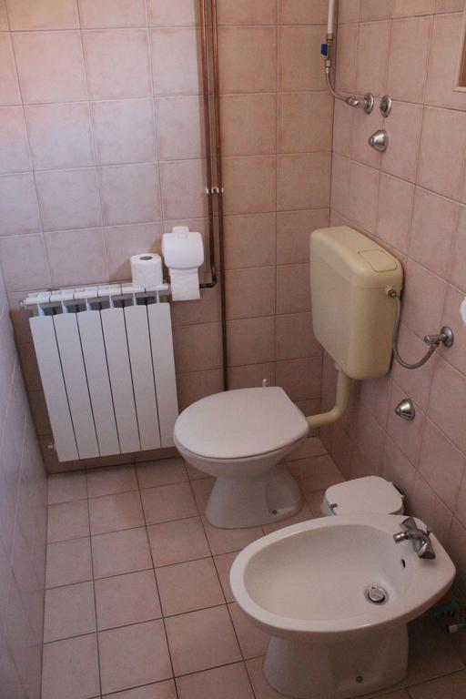 ביוגראד נה מורו Apartments Kekel מראה חיצוני תמונה